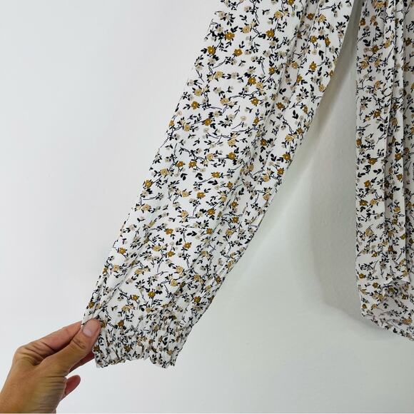 Loft white tan floral cottagecore ruffle button blouse top medium - Picture 6 of 8